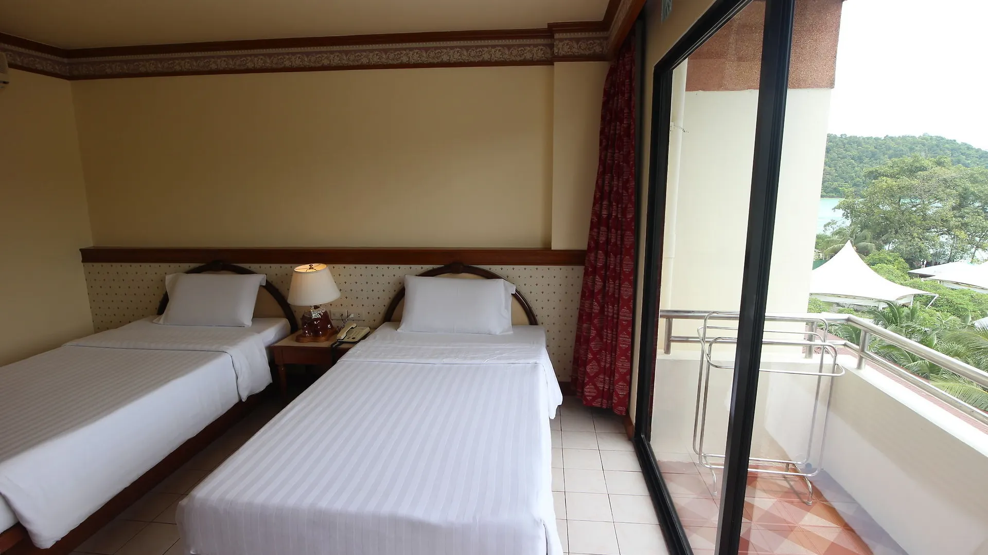 Phi Phi Hotel 3*, Phi Phi Don Thailand