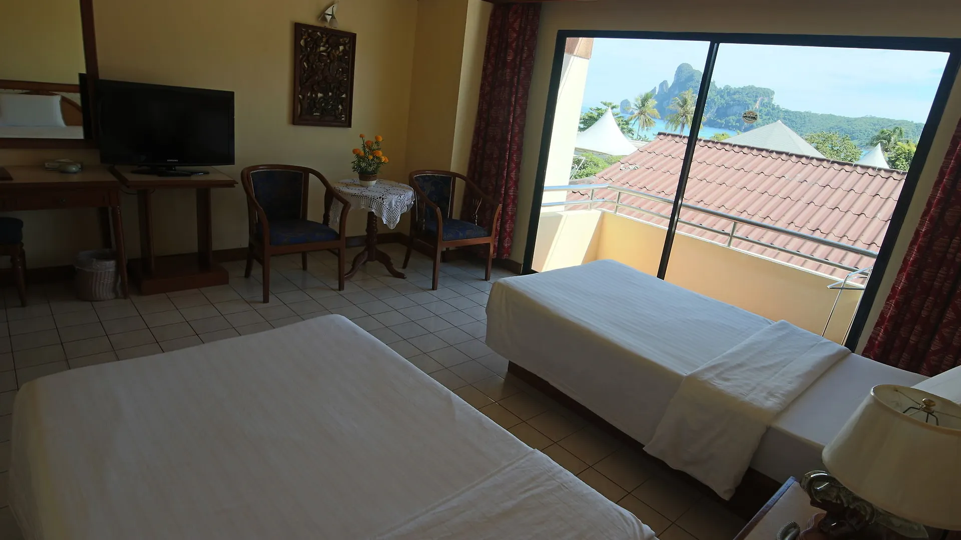 Phi Phi Hotel